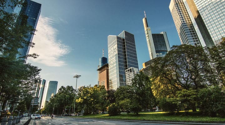Zahnarzt Universität Frankfurt  - Ihr Ärzteteam Praxis Für Ästhetische Zahnheilkunde, Frankfurt Seit Über Dreißig Jahren Erleben Wir Täglich Die Freude Vielen Menschen Helfen Zu Können, Dauerhaft Gesunde Und Schöne Zähne Zu Haben.